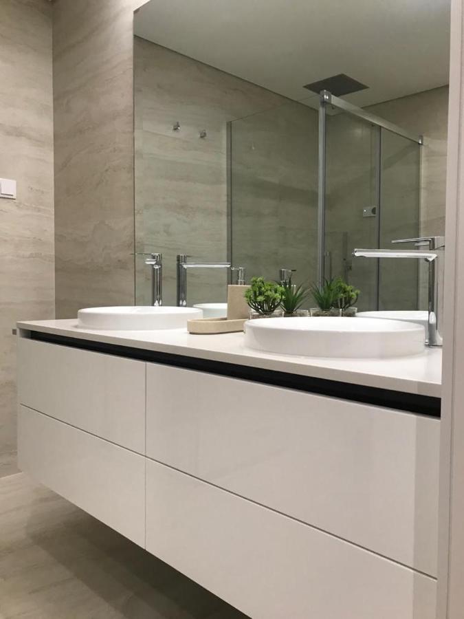 Luxury 3854 Apartment