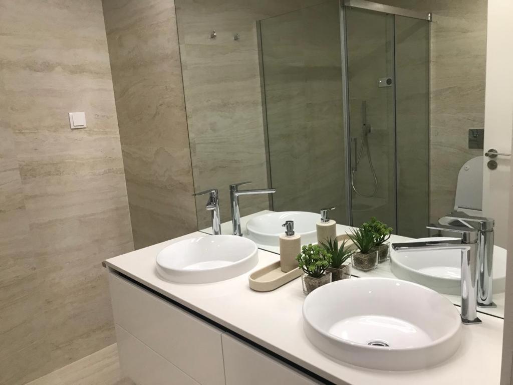 Luxury 3854 Apartment *